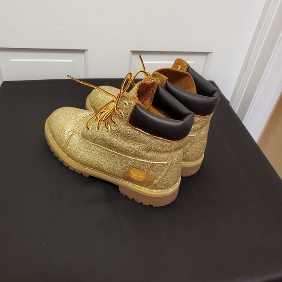 Timberland Boots Covered in Gold Glitter  … - Picture 9 of 11